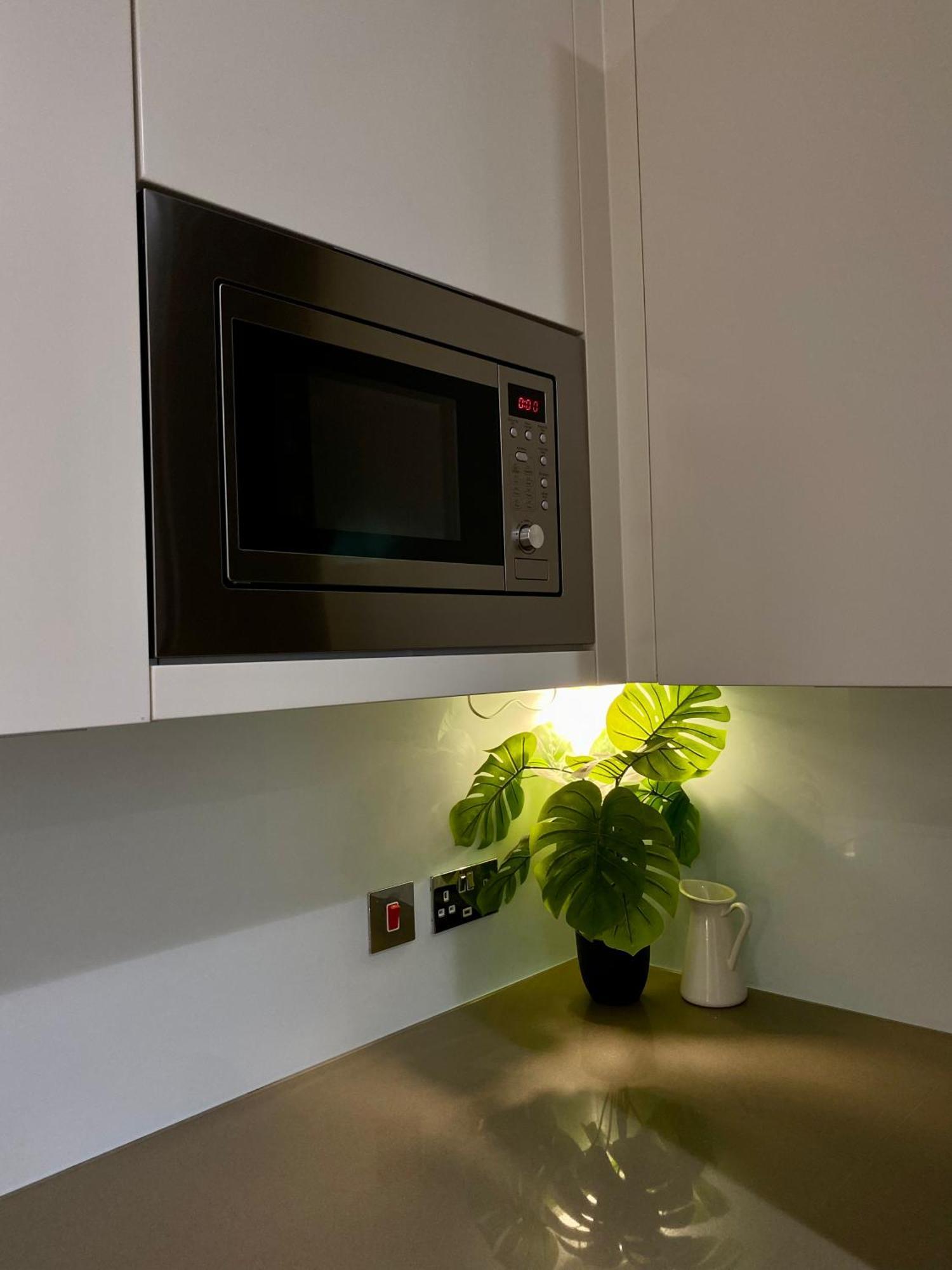 Spacious 2 Bedroom Penthouse Retreat London Exterior photo